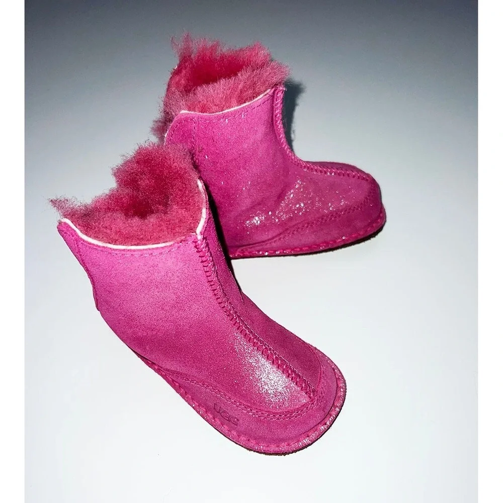 UGGS BOO Baby‎ Toddler Hot Pink Size L New